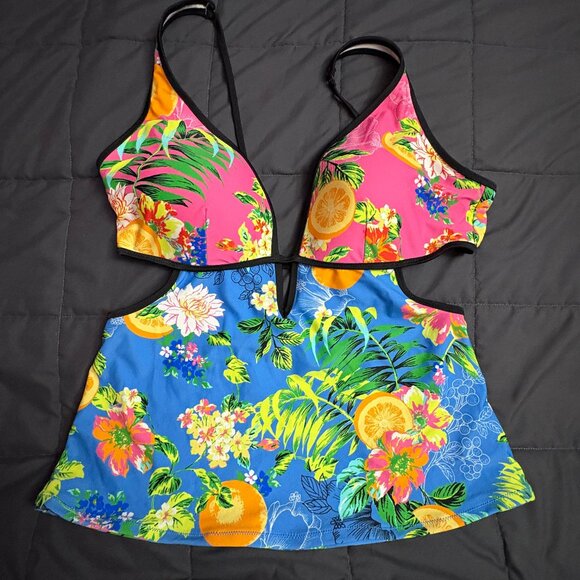 Bar III Women's Printed Plunge-Neck Tropical-Print Tankini - Size: Large - NWT - Picture 3 of 15